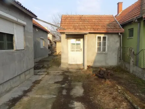 Sale, house, 59m², Ćuprija, Srbija - image 2