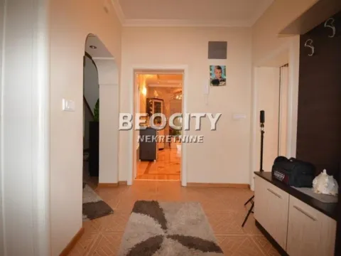 Prodaja, kuća, 450m², Vrčin, Grocka - image 5