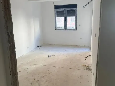 Sale, one bedroom apartment, 43m², Stari Aerodrom, Podgorica - image 3