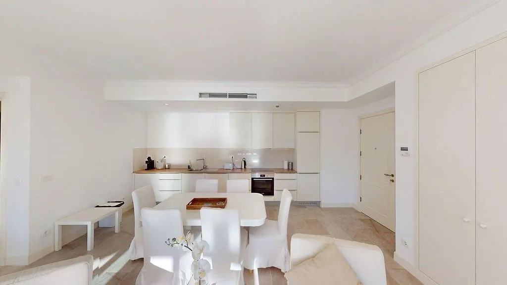 Prodaja, dvosoban stan, 76m², Tivat, Crna Gora