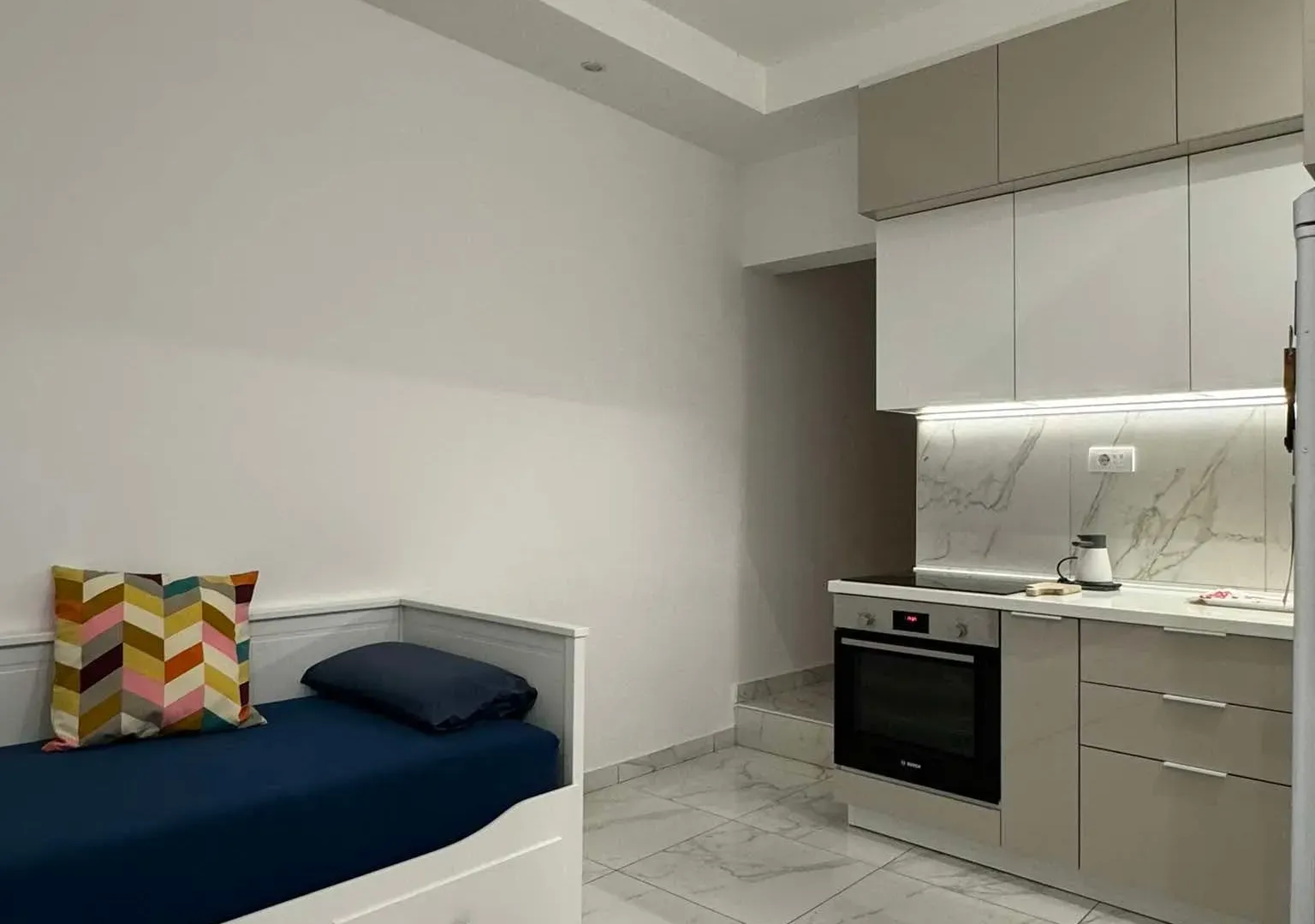 Stan-na-dan, jednosoban stan, 30m², Stari Aerodrom, Podgorica