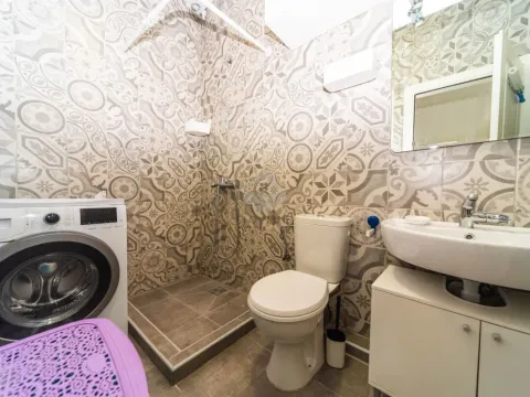 Rent, two bedroom apartment, 80m², Gornja Gorica, Podgorica - image 8