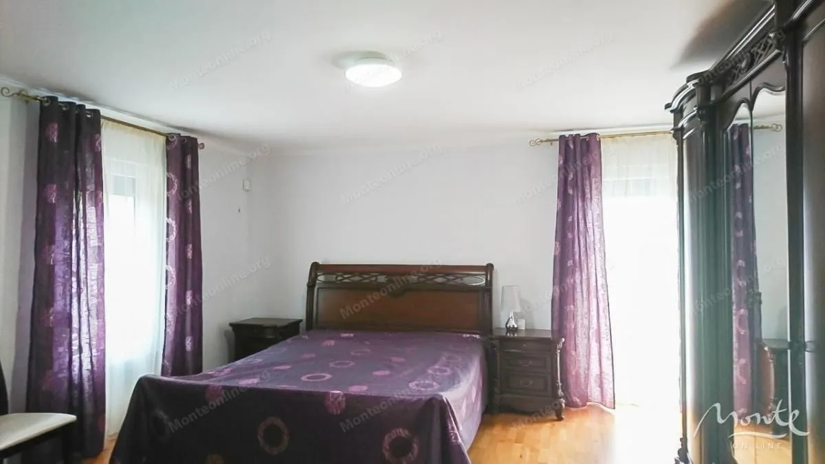 Sale, house, 330m², Utjeha, Bar