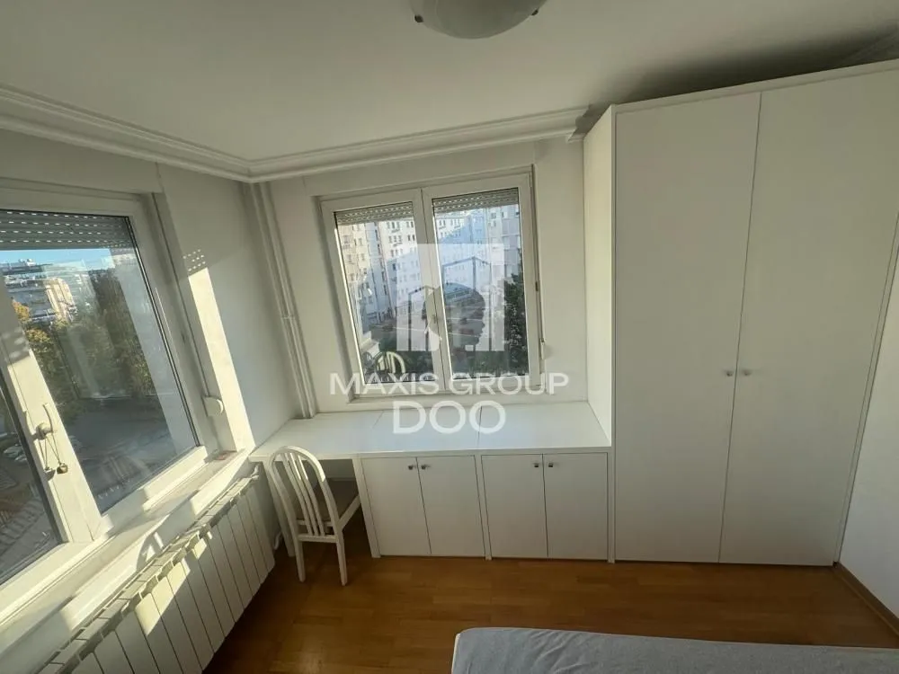 Sale, two bedroom apartment, 48m², Novi Beograd Blok 22, Novi Beograd Sve Podlokacije