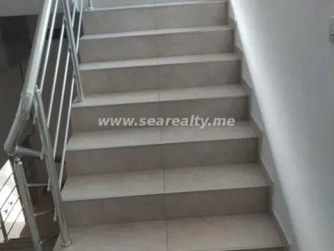 Izdavanje, jednosoban stan, 30m², Budva, Crna Gora - image 36