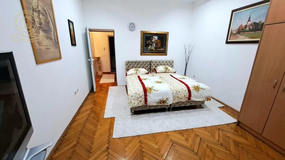 Izdavanje, dvosoban stan, 50m², Kalenić Pijaca, Vračar Sve Podlokacije