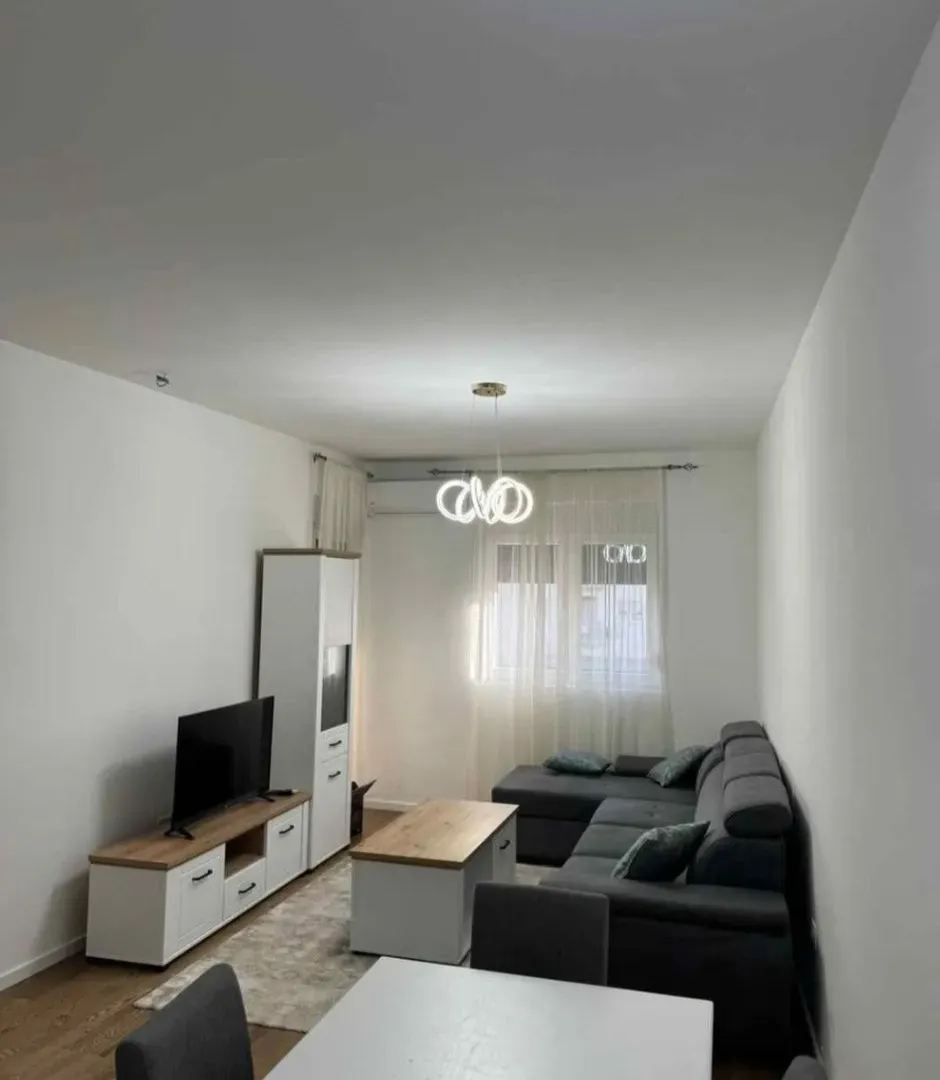 Izdavanje, jednosoban stan, 44m², Ljubović, Podgorica