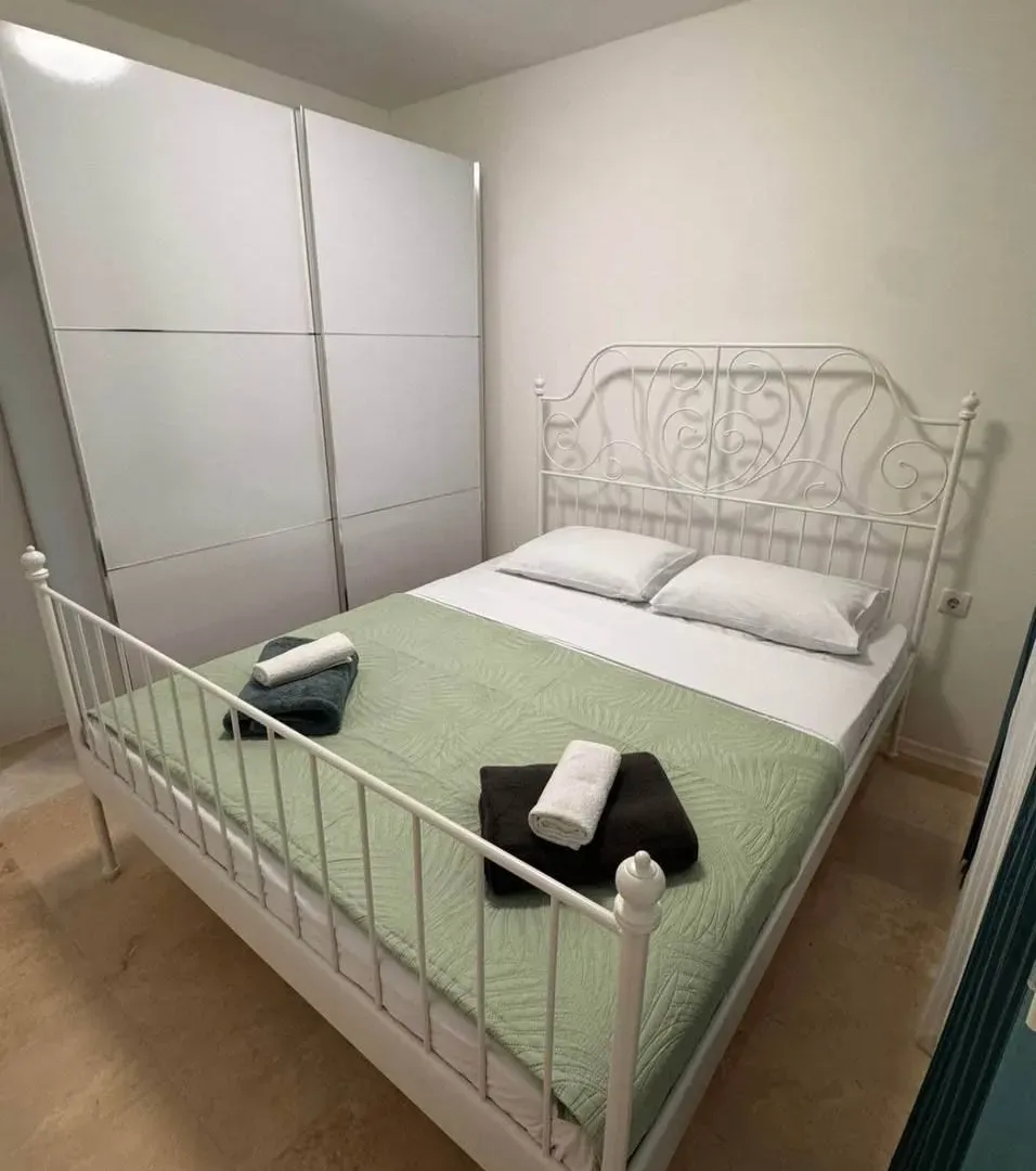 Prodaja, kuća, 300m², Radanovići, Kotor