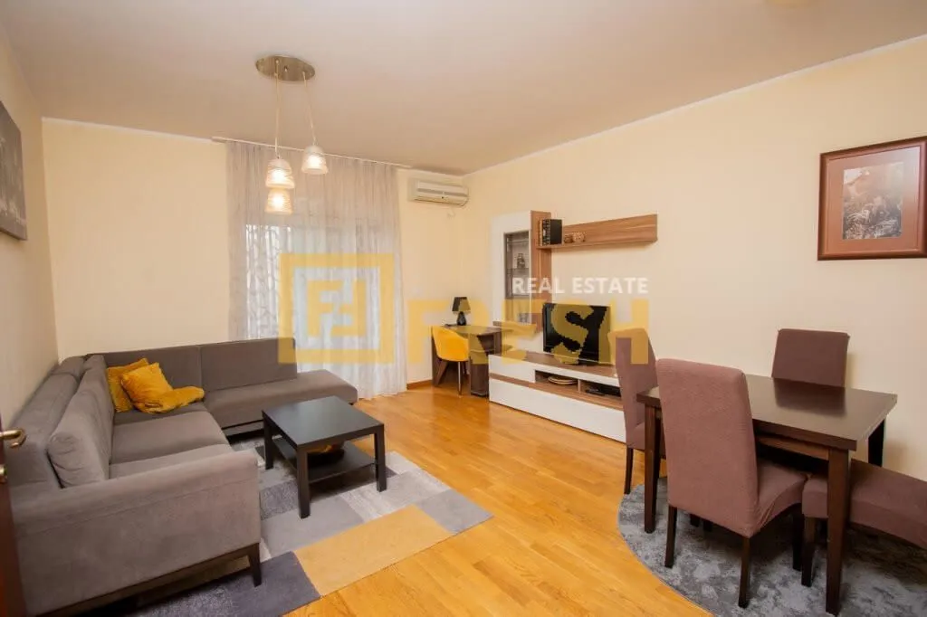 Rent, one bedroom apartment, 52m², City Kvart, Podgorica