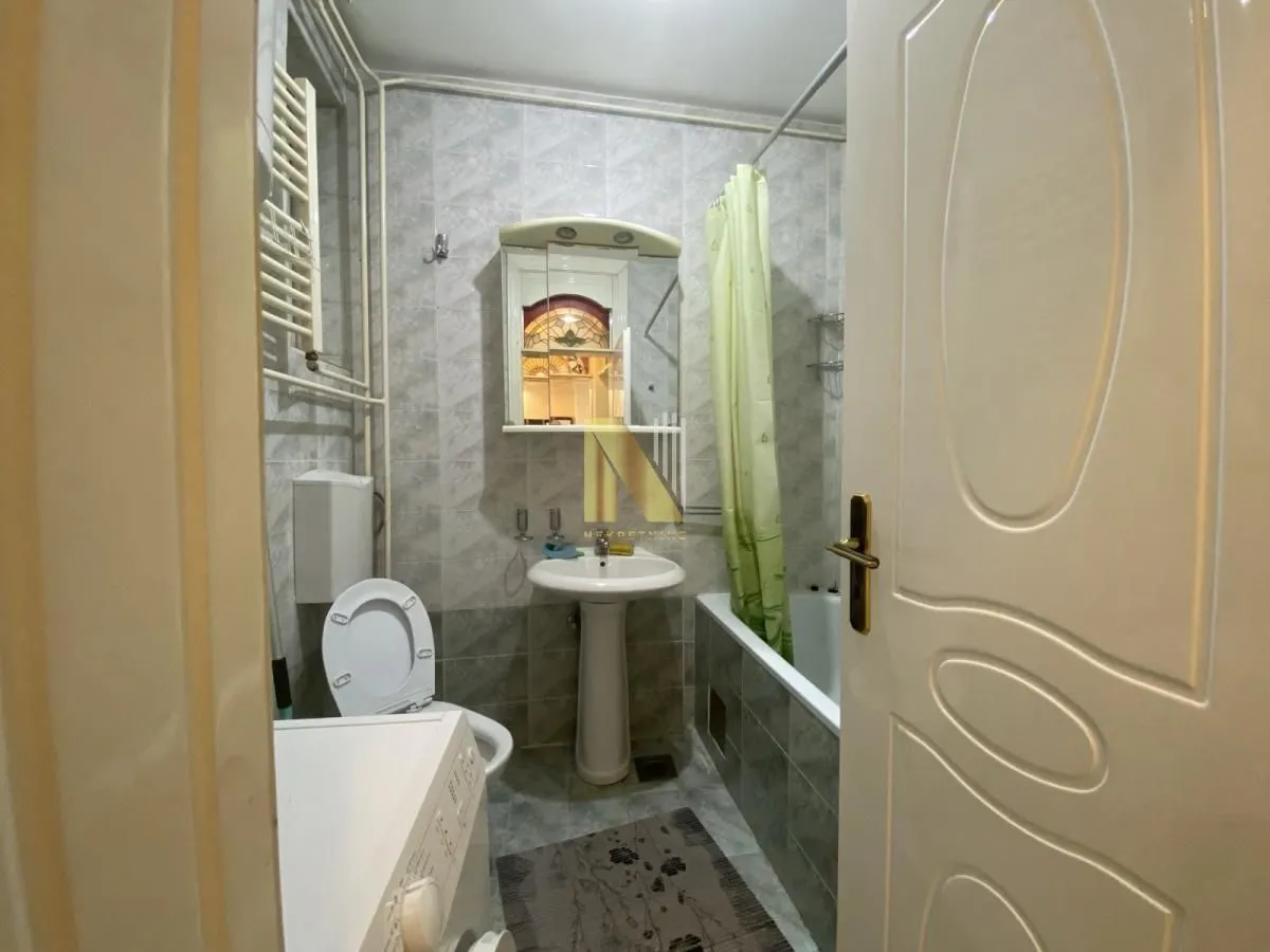 Izdavanje, dvosoban stan, 56m², Grbavica, Novi Sad Sve Podlokacije