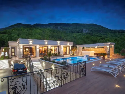 Rent, house, 190m², Prijevor, Budva