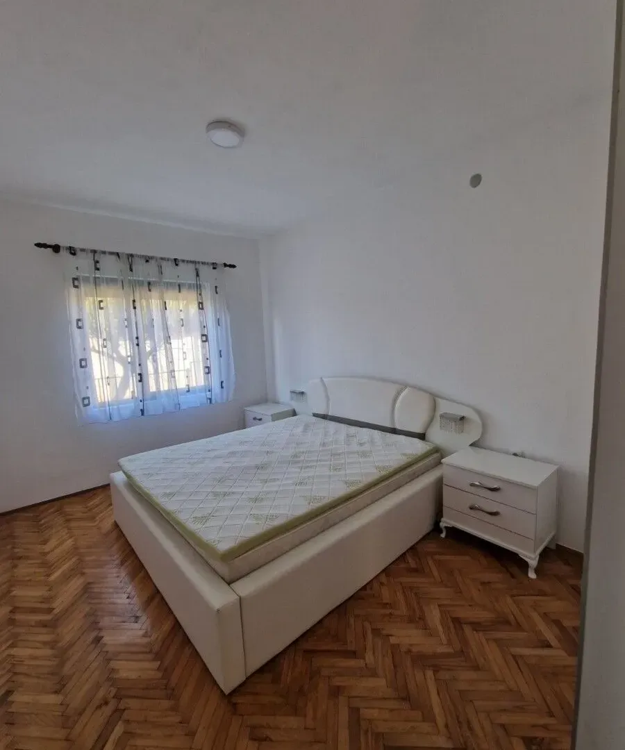Rent, two bedroom apartment, 75m², Zlatica, Podgorica