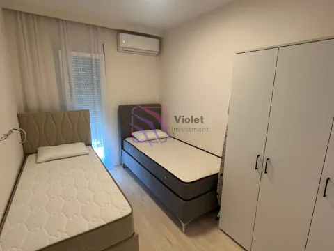 Rent, two bedroom apartment, 76m², City Kvart, Podgorica - image 13