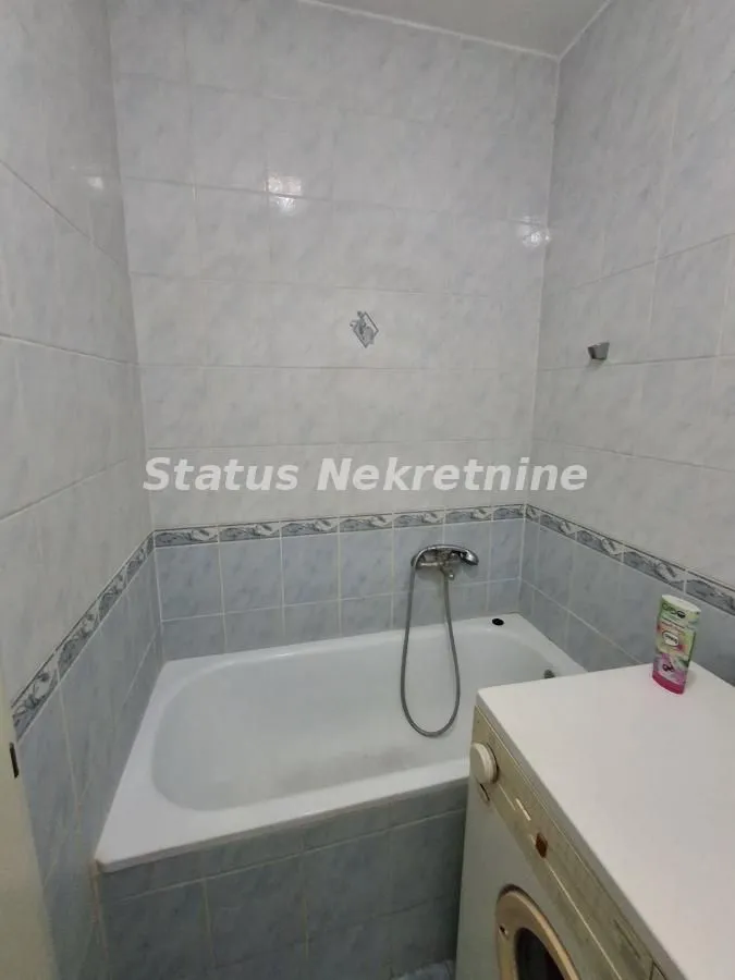 Izdavanje, garsonjera, 24m², Nova Detelinara, Novi Sad Sve Podlokacije