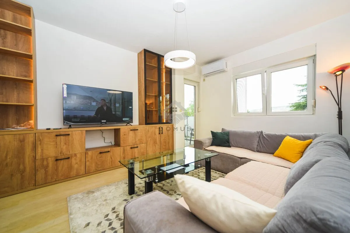 Rent, two bedroom apartment, 75m², City Kvart, Podgorica