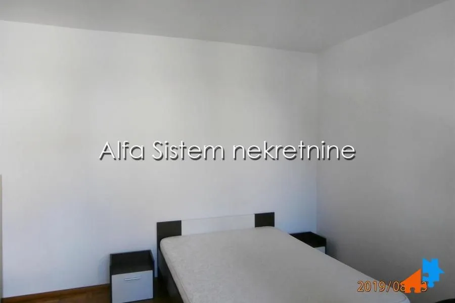 Rent, four bedroom apartment, 120m², Savski Venac, Beograd