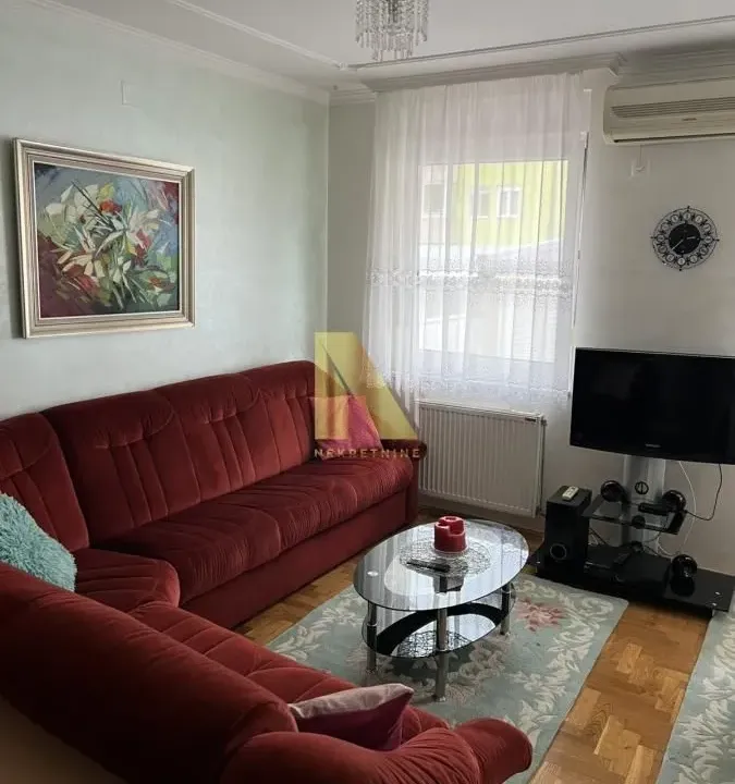 Izdavanje, dvosoban stan, 37m², Grbavica, Novi Sad Sve Podlokacije