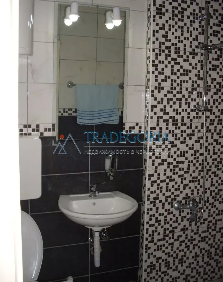 Prodaja, dvosoban stan, 60m², Bar, Crna Gora