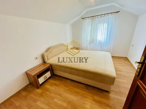 Rent, two bedroom apartment, 70m², Dalmatinska ulica, Podgorica - image 10
