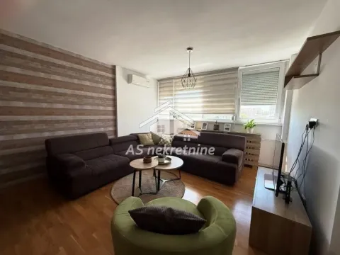 Izdavanje, trosoban stan, 70m², Novi Beograd Blok 1 Fontana, Novi Beograd Sve Podlokacije - image 4