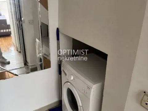 Prodaja, stan, 17m², Južni Bulevar, Vračar Sve Podlokacije - image 8