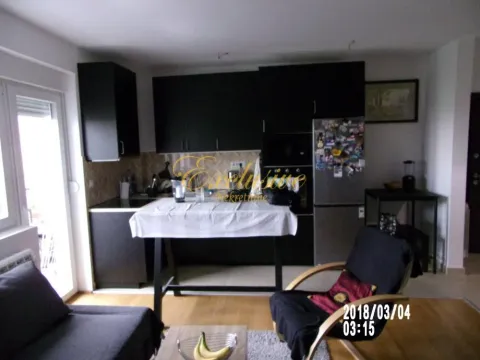Prodaja, trosoban stan, 61m², Ledine, Beograd - image 13