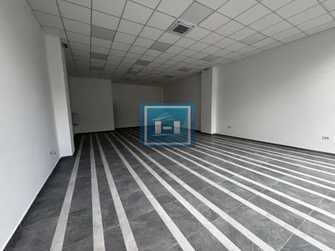 Izdavanje, poslovni prostor, 82m², Jagodina, Srbija - image 5