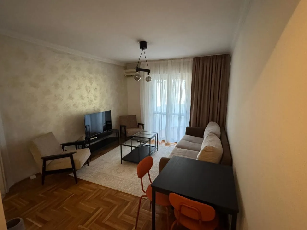 Izdavanje, jednosoban stan, 35m², Centar, Podgorica