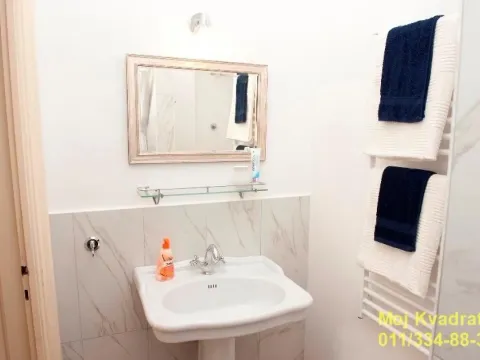 Rent, one bedroom apartment, 65m², Stari Grad, Beograd - image 10