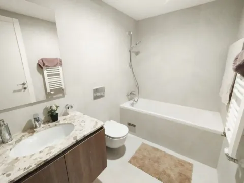 Izdavanje, četvorosoban stan, 116m², Savski Venac, Beograd - image 7