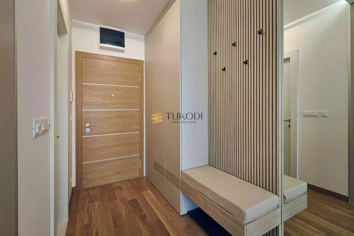 Izdavanje, jednosoban stan, 35m², Novi Beograd Blok 65, Novi Beograd Sve Podlokacije