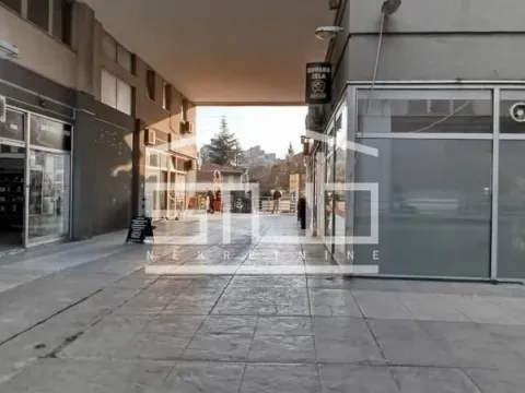 Prodaja, poslovni prostor, 42m², Rakovica, Beograd - image 2