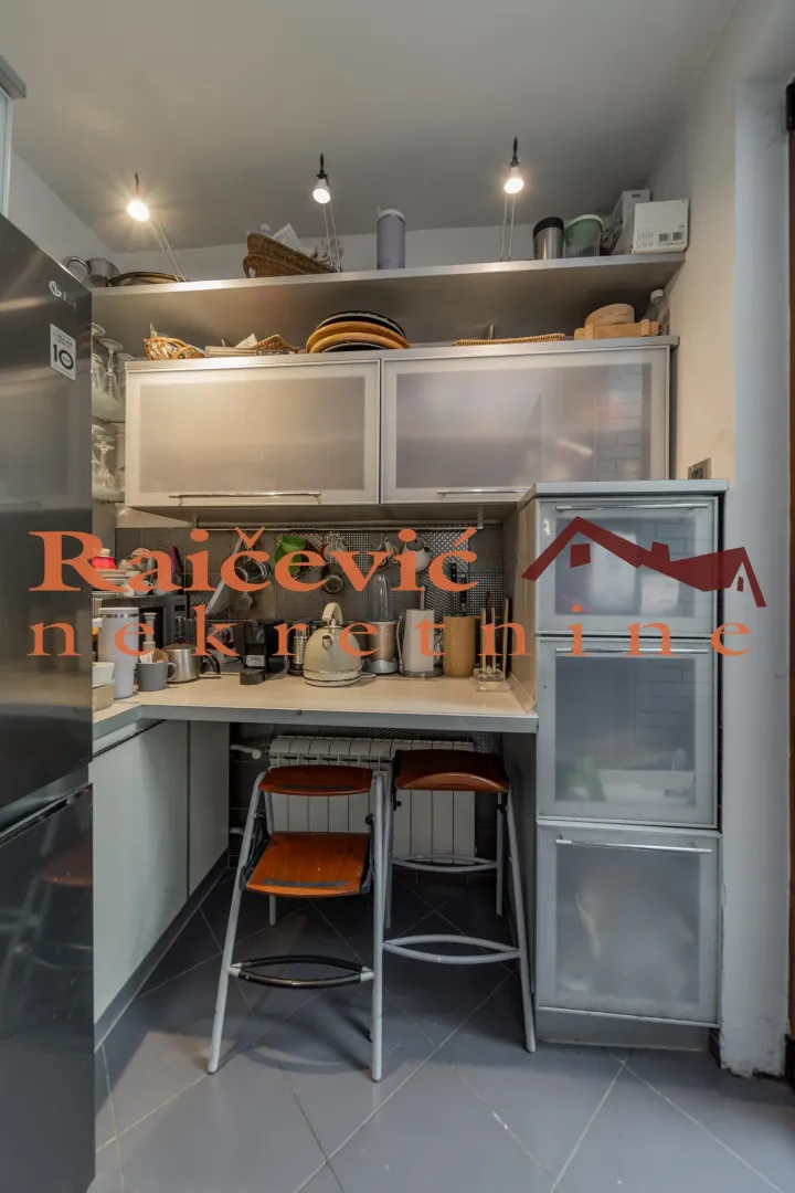 Sale, four bedroom apartment, 103m², Savski Venac, Beograd