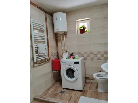 Prodaja, kuća, 142m², Apelovac, Niš - image 15