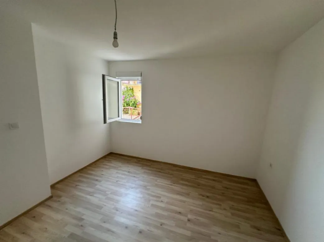Prodaja, jednosoban stan, 43m², Đenovići, Herceg Novi