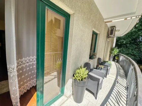 Rent, three bedroom apartment, 100m², Gorica C, Podgorica - image 14