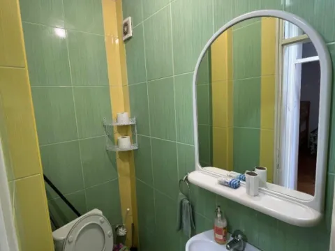 Izdavanje, trosoban stan, 132m², Centar, Bar - image 6