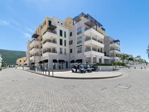 Sale, one bedroom apartment, 88m², Portonovi, Herceg Novi