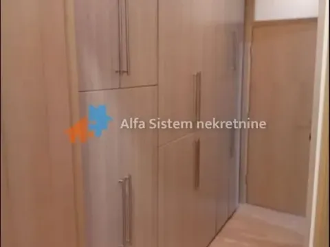 Izdavanje, trosoban stan, 98m², Savski Venac, Beograd - image 16