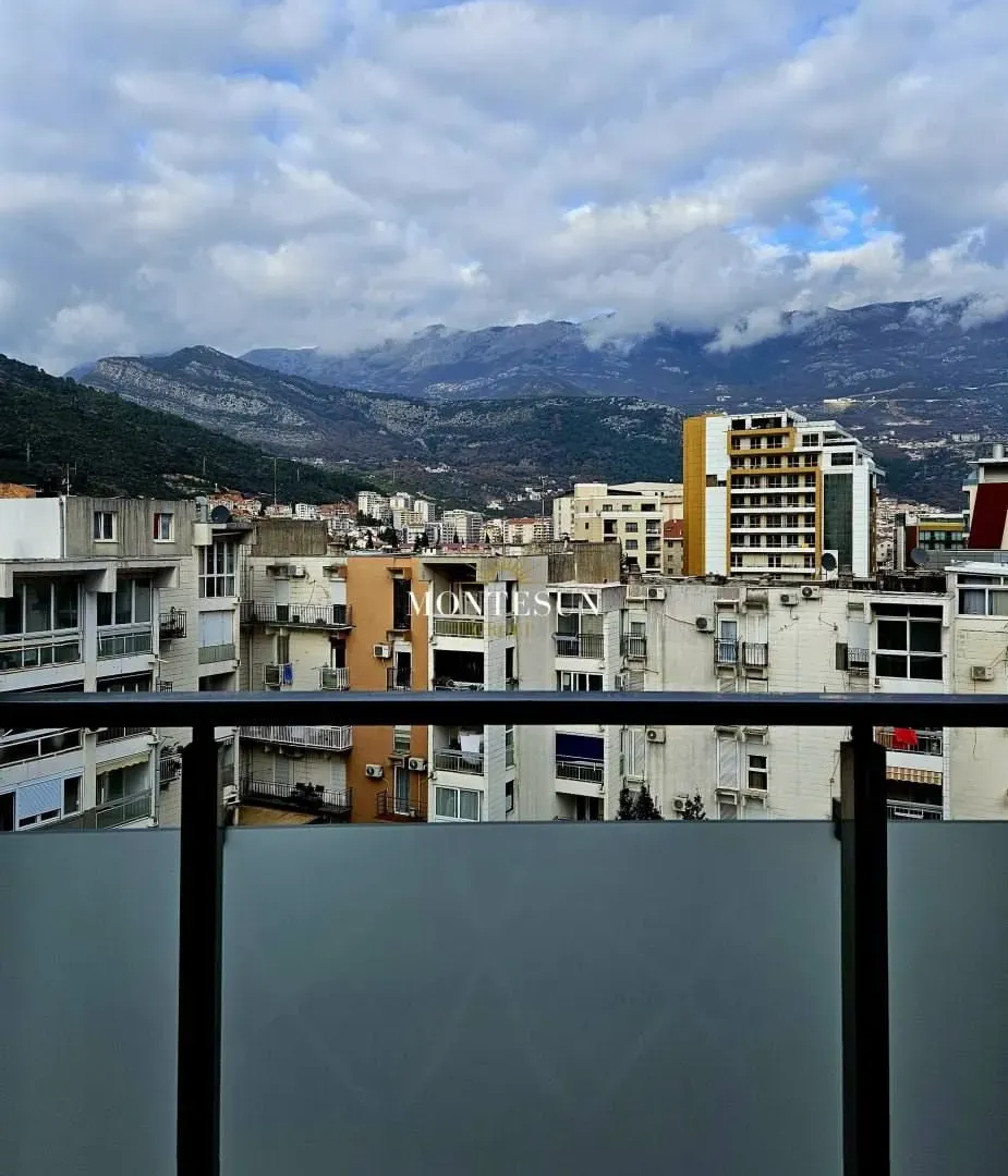 Rent, one bedroom apartment, 43m², Budva, Crna Gora