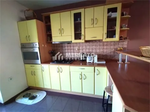 Prodaja, kuća, 324m², Zrenjanin, Srbija - image 10