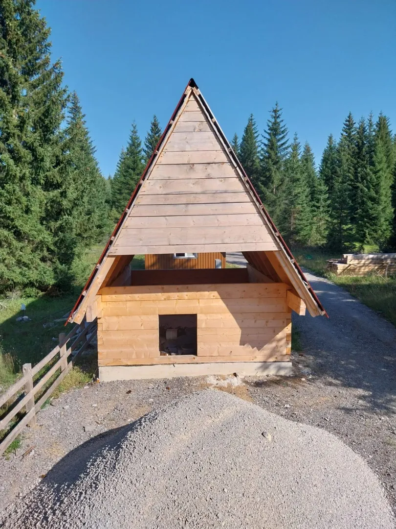 Prodaja, kuća, 150m², Kovačka Dolina, Žabljak