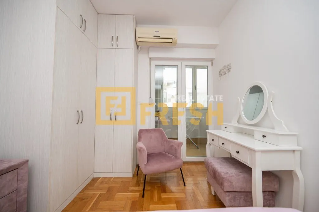 Rent, two bedroom apartment, 58m², Blok 9, Podgorica
