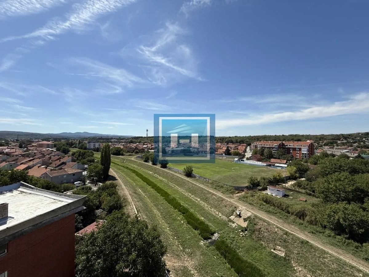 Prodaja, dvosoban stan, 95m², Vašarište, Jagodina