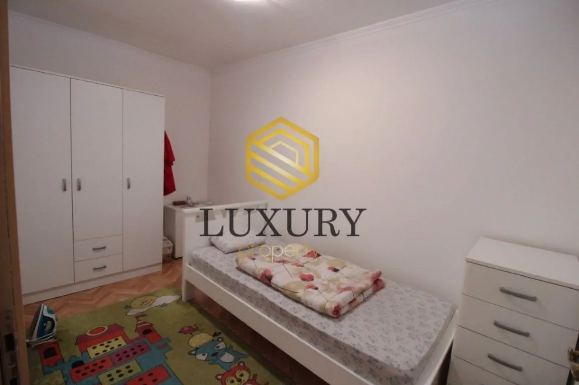 Prodaja, dvosoban stan, 82m², Blok 5, Podgorica