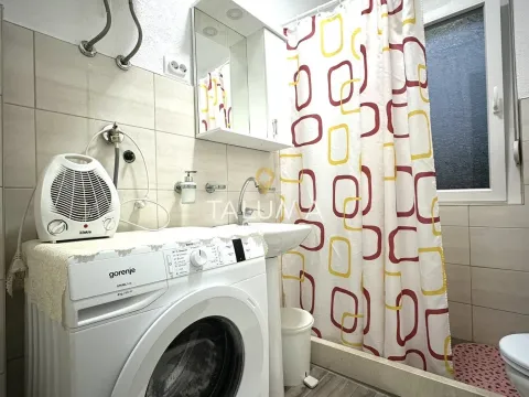 Rent, two bedroom apartment, 104m², Tološi, Podgorica - image 2