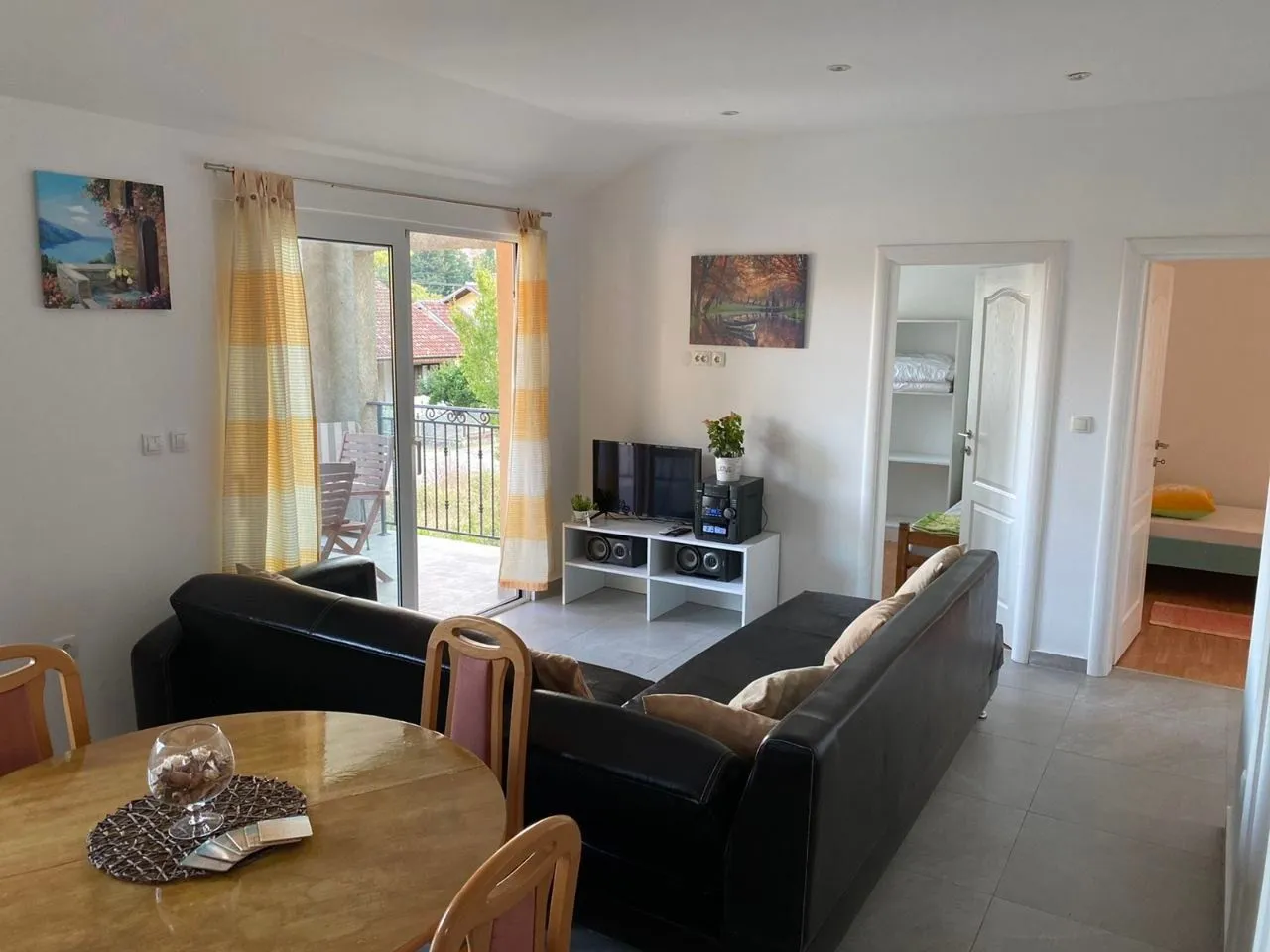 Rent, three bedroom apartment, 90m², Gradiošnica, Tivat