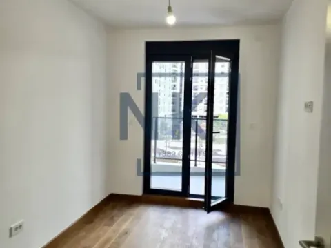 Izdavanje, dvosoban stan, 80m², Tološka šuma, Podgorica - image 3