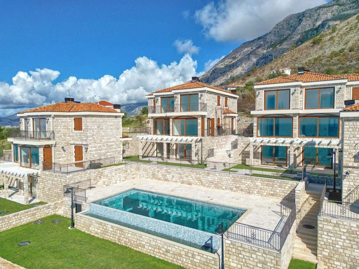 Sale, house, 130m², Reževići, Budva
