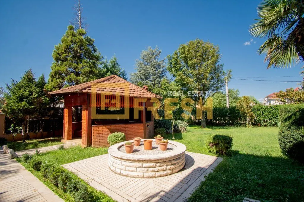 Rent, house, 600m², Zagorič, Podgorica